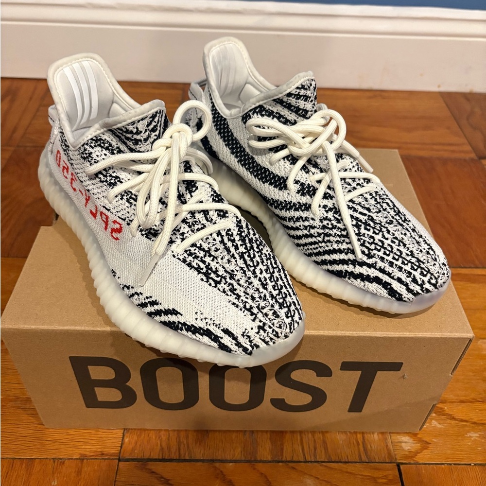 Adidas Mens Yeezy Boost 350 V2 Black White Sneakers